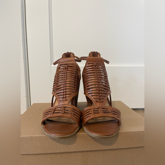 Merona block heel - Picture 2 of 2